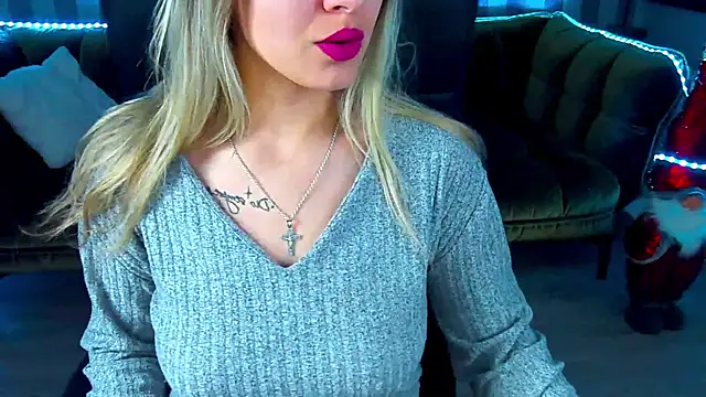 Snapshot of SashaBloom__ chatting on December 26, 2024, 1:10 pm SashaBloom online show from December 26, 2024, 1:10 pm