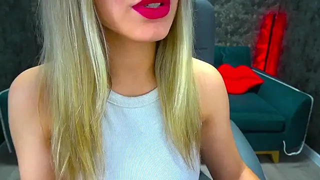 Snapshot of SashaBloom__ chatting on January 10, 2025, 1:31 pm SashaBloom online show from January 10, 2025, 1:31 pm