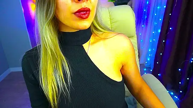 Snapshot of SashaBloom__ chatting on January 28, 2025, 4:41 pm SashaBloom online show from January 28, 2025, 4:41 pm