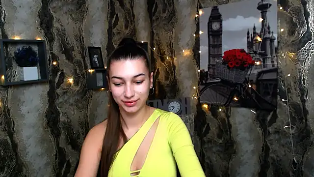 KarolinaRosse  online show from January 4, 2025, 7:03 am
