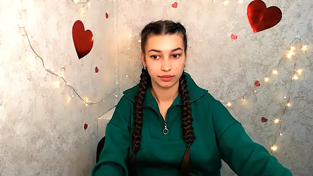 KarolinaRosse  online show from February 24, 2025, 7:11 am