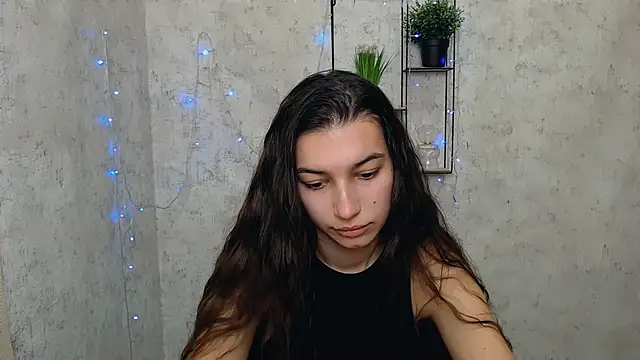 KarolinaRosse  online show from February 26, 2025, 10:15 am