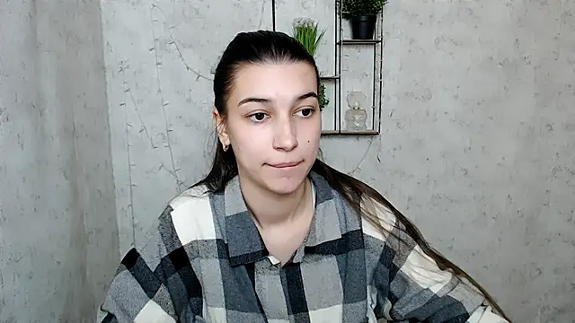 KarolinaRosse  online show from March 15, 2025, 10:35 am