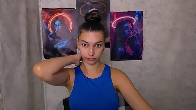 Snapshot of KarolinaRosse_ chatting on September 21, 2025, 5:31 am KarolinaRosse online show from September 21, 2025, 5:31 am