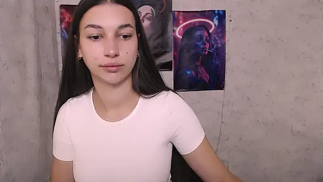 Snapshot of KarolinaRosse_ chatting on September 22, 2025, 5:20 am KarolinaRosse online show from September 22, 2025, 5:20 am