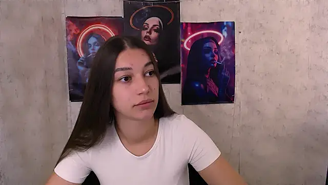 Snapshot of KarolinaRosse_ chatting on September 27, 2025, 5:12 am KarolinaRosse online show from September 27, 2025, 5:12 am