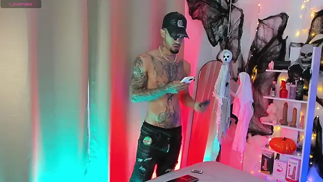 Snapshot of Duriel_ chatting on October 15, 2025, 5:46 pm Duriel online show from October 15, 2025, 5:46 pm