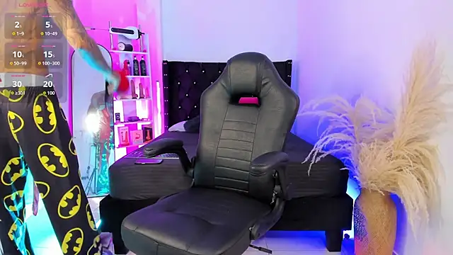 Snapshot of Duriel_ chatting on November 5, 2025, 6:19 pm Duriel online show from November 5, 2025, 6:19 pm