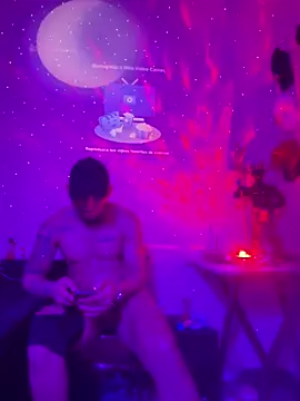 Snapshot of Alexandrei chatting on December 19, 2025, 10:33 am Alexandrei online show from December 19, 2025, 10:33 am