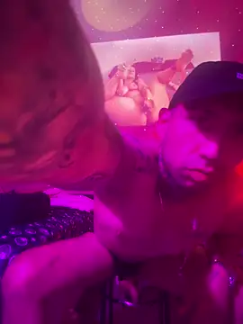 Snapshot of Alexandrei chatting on December 22, 2025, 10:34 am Alexandrei online show from December 22, 2025, 10:34 am