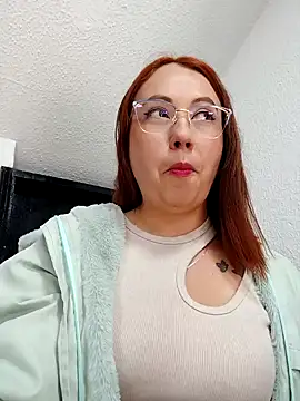 VIOLETA-25  online show from January 28, 2025, 3:46 pm