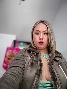 VIOLETA-25  online show from June 5, 2026, 3:18 pm