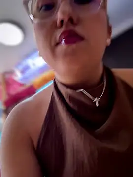VIOLETA-25  online show from June 26, 2026, 3:27 pm