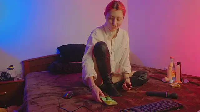 Bloom-fairy online show from February 2, 2026, 2:16 pm