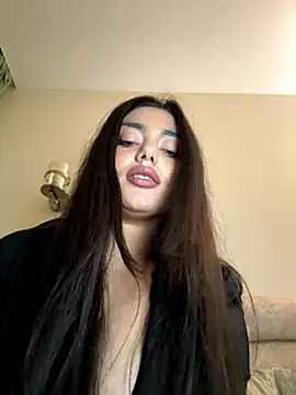 Sweet Khalifa  online show from November 28, 2025, 3:25 pm