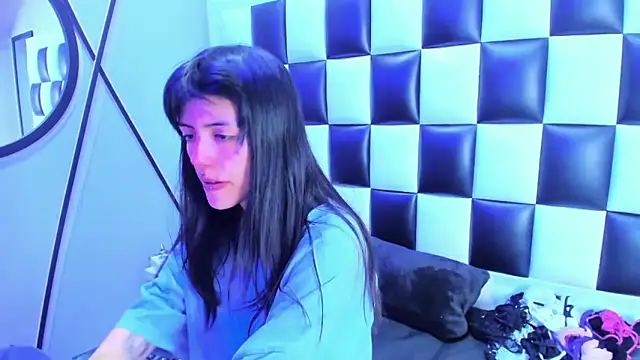 Morgana Smit online show from December 19, 2025, 2:24 pm