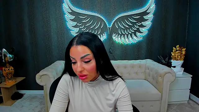 Snapshot of anemarieejolie chatting on March 22, 2025, 6:36 pm anemarieejolie online show from March 22, 2025, 6:36 pm