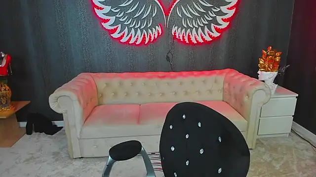 Snapshot of anemarieejolie chatting on September 21, 2025, 5:03 pm anemarieejolie online show from September 21, 2025, 5:03 pm