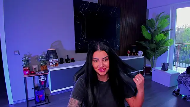 anemarieejolie online show from April 26, 2026, 4:26 pm