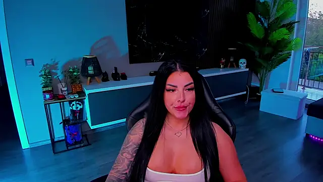 anemarieejolie online show from May 3, 2026, 4:57 pm