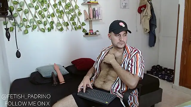 fetish padrino online show from January 17, 2025, 5:08 pm
