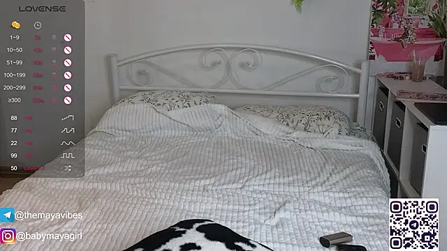 Maya Rave online show from September 13, 2025, 3:50 am