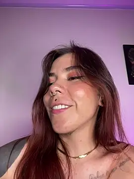 Snapshot of luccianagreyy chatting on February 25, 2025, 9:24 pm luccianagreyy online show from February 25, 2025, 9:24 pm