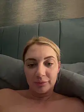 Ruby Nichols online show from December 3, 2024, 11:13 pm