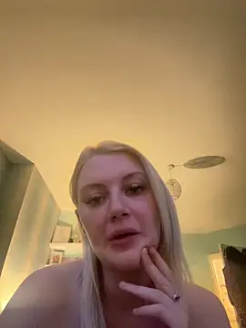 Ruby Nichols online show from March 13, 2025, 6:23 pm
