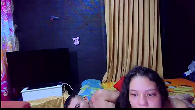 Snapshot of emily_69_porno chatting on September 25, 2025, 4:27 am emily 69 porno online show from September 25, 2025, 4:27 am