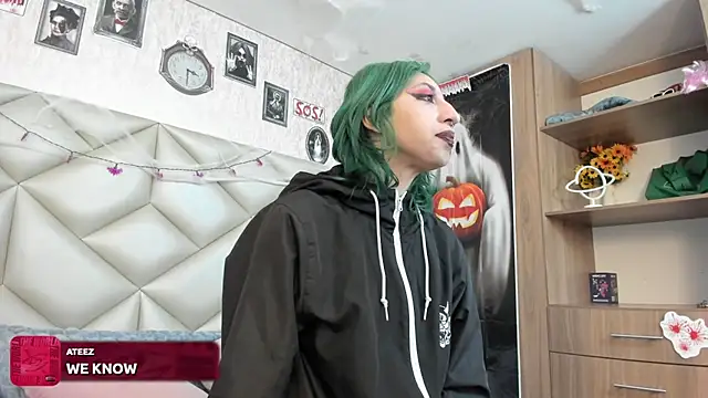 Snapshot of Im_gaia chatting on October 26, 2025, 12:44 pm Im gaia online show from October 26, 2025, 12:44 pm