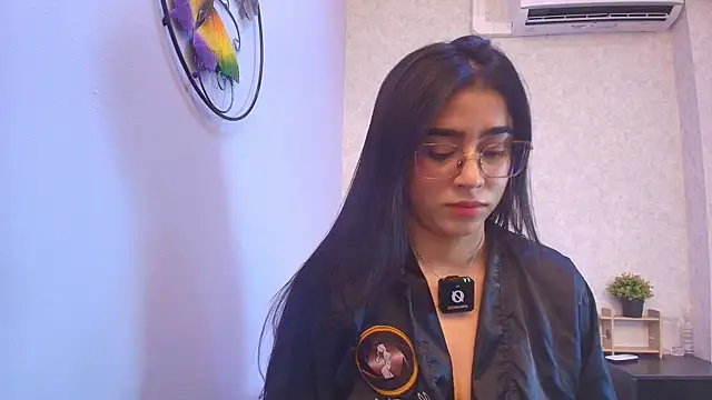 Amy wats0n online show from January 9, 2026, 7:04 pm