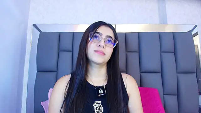 Amy wats0n online show from April 30, 2026, 7:09 pm