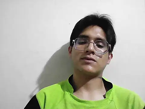 Snapshot of HardDick2 chatting on February 23, 2026, 7:06 am HardDick2 online show from February 23, 2026, 7:06 am