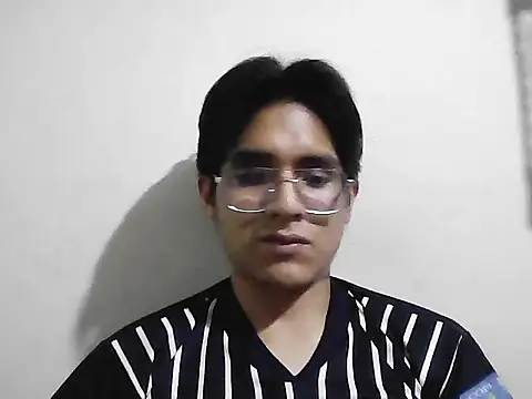 Snapshot of HardDick2 chatting on March 10, 2026, 4:50 am HardDick2 online show from March 10, 2026, 4:50 am