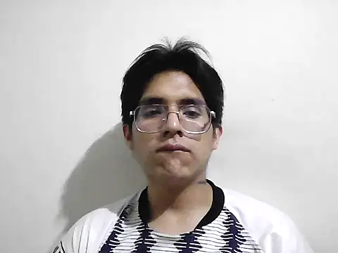 Snapshot of HardDick2 chatting on March 21, 2026, 5:01 am HardDick2 online show from March 21, 2026, 5:01 am