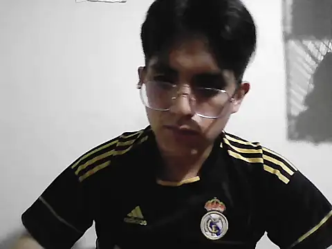 Snapshot of HardDick2 chatting on March 25, 2026, 4:51 am HardDick2 online show from March 25, 2026, 4:51 am