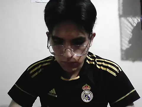 Snapshot of HardDick2 chatting on March 26, 2026, 4:51 am HardDick2 online show from March 26, 2026, 4:51 am