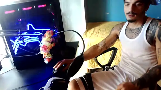 Badboyi1997 online show from November 1, 2025, 10:50 am