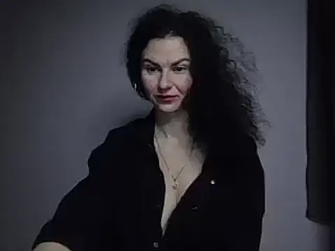 Snapshot of MiraLove362 chatting on December 6, 2024, 9:24 pm MiraLove362 online show from December 6, 2024, 9:24 pm