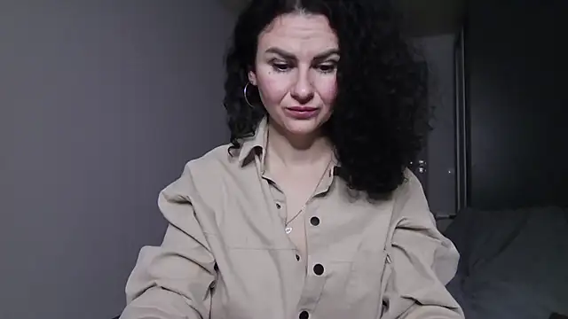 Snapshot of MiraLove362 chatting on February 16, 2025, 7:05 pm MiraLove362 online show from February 16, 2025, 7:05 pm