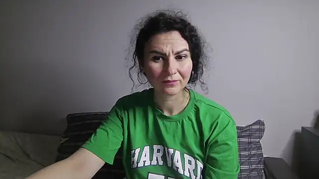 Snapshot of MiraLove362 chatting on March 14, 2025, 6:29 pm MiraLove362 online show from March 14, 2025, 6:29 pm