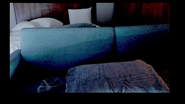 liadivina online show from October 31, 2025, 8:04 am