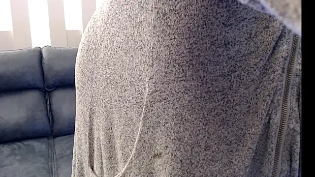 liadivina online show from January 7, 2026, 7:55 am