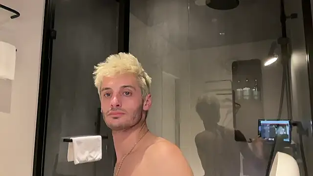 Snapshot of Dylansd chatting on January 16, 2025, 8:43 am Dylansd online show from January 16, 2025, 8:43 am