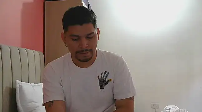 evoscenteno online show from December 16, 2024, 9:09 pm