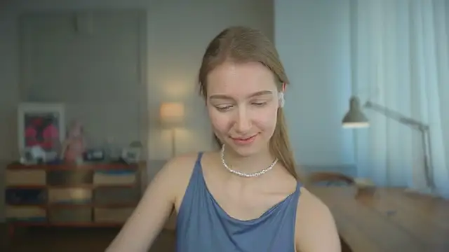 solar bella online show from February 25, 2025, 2:11 pm