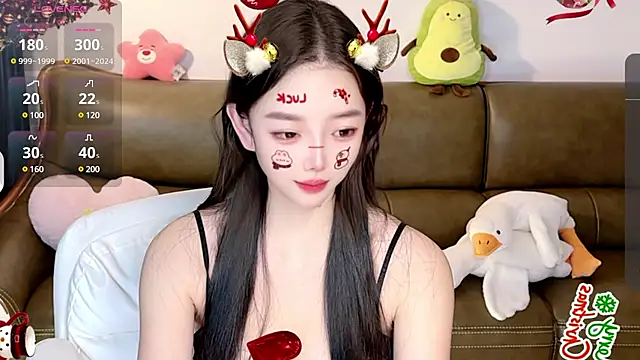 Snapshot of Yilin1999 chatting on December 24, 2024, 3:58 pm Yilin1999 online show from December 24, 2024, 3:58 pm