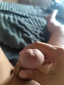 Snapshot of mirrowhot chatting on October 14, 2025, 3:24 pm mirrowhot online show from October 14, 2025, 3:24 pm