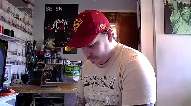 Snapshot of ArcanceTheo82 chatting on January 9, 2025, 11:47 am ArcanceTheo82 online show from January 9, 2025, 11:47 am